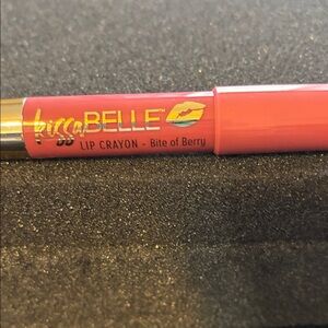 Kiss Belle Lip Crayon - Bite of Berry